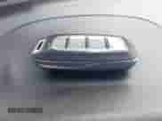 2019 Chevrolet Equinox LT z VIN 2GNAXJEV3K6254328, wystawiony jako IAAI lot #43337499 z przebiegiem 238 022 mil mil oraz . Historia ofert i sprzedaży dostępna na DreamBid. Obrazek 11.