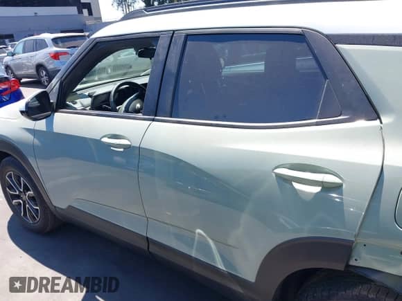 2024 Chevrolet TrailBlazer ACTIV with VIN KL79MVSL5RB217848, listed as a IAAI auction lot 43029224 with 2,453 mi miles and . Bid and sale history available at DreamBid. Image 15.