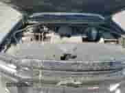 2018 Chevrolet Silverado 1500 LT z VIN 3GCUKREC3JG516403, wystawiony jako Copart lot #82135815 z przebiegiem 138 927 mil mil oraz Szkoda całkowita • Salvage title. Historia ofert i sprzedaży dostępna na DreamBid. Obrazek 13.