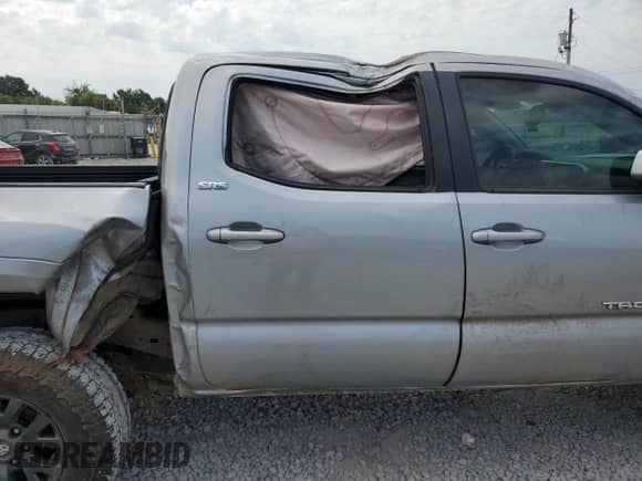 2020 Toyota Tacoma SR5 с VIN 3TMAZ5CN3LM132542, выставлен на аукционе Copart как лот 69470135 с пробегом 172 186 миль миль и Списание • Salvage title. История ставок и продаж доступна на DreamBid. Изображение 10.