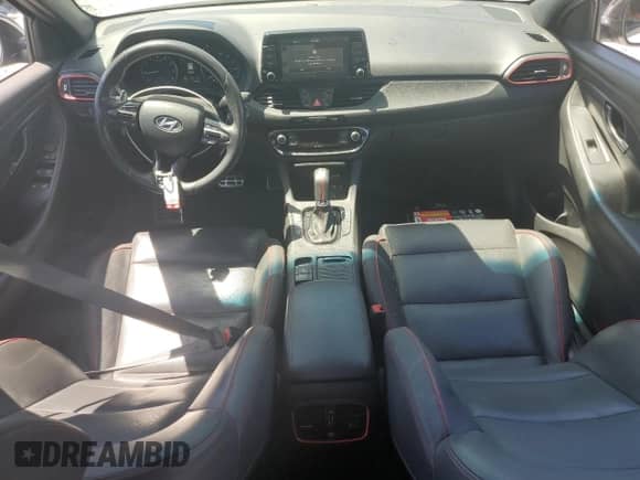 2020 Hyundai Elantra N Line z VIN KMHH55LC7LU139266, wystawiony jako Copart lot #49279955 z przebiegiem 70 688 mil mil oraz Szkoda całkowita • Salvage title. Historia ofert i sprzedaży dostępna na DreamBid. Obrazek 8.