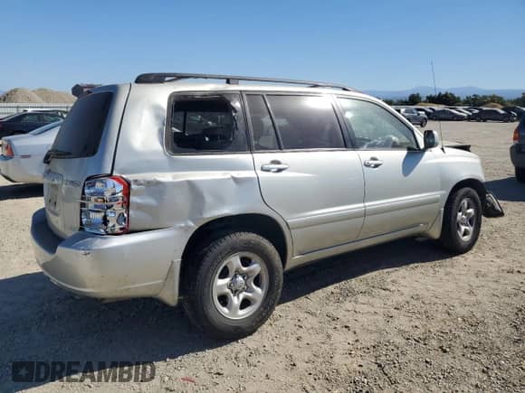 2003 Toyota Highlander с VIN JTEGD21A530071832, выставлен на аукционе Copart как лот 69564535 с пробегом Не указан миль и Списание • Salvage title. История ставок и продаж доступна на DreamBid. Изображение 3.