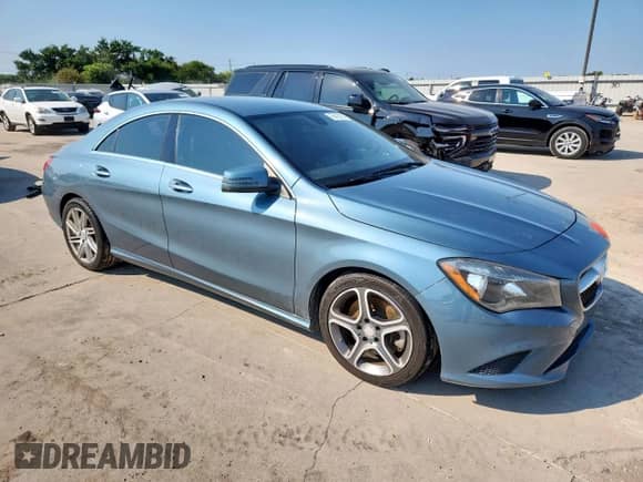 2014 Mercedes-Benz CLA 250 с VIN WDDSJ4EB6EN039909, выставлен на аукционе Copart как лот 68423905 с пробегом 183 181 миль миль и Списание • Salvage title. История ставок и продаж доступна на DreamBid. Изображение 4.