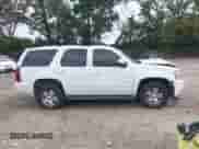 2007 Chevrolet Tahoe LS z VIN 1GNFC13017J290263, wystawiony jako IAAI lot #43319938 z przebiegiem 230 704 mil mil oraz . Historia ofert i sprzedaży dostępna na DreamBid. Obrazek 14.