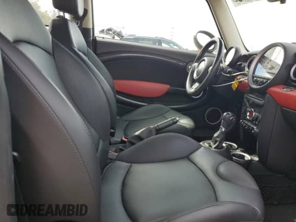 2013 MINI Hardtop S с VIN WMWSV3C55DT392378, выставлен на аукционе Copart как лот 80446575 с пробегом 69 242 миль миль и Списание • Salvage title. История ставок и продаж доступна на DreamBid. Изображение 10.
