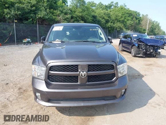 2018 Ram 1500 Express с VIN 1C6RR7FT3JS218244, выставлен на аукционе IAAI как лот 42452712 с пробегом 80 610 миль миль и . История ставок и продаж доступна на DreamBid. Изображение 12.