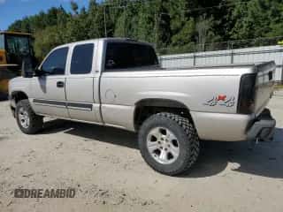 2005 Chevrolet Silverado 1500 LT с VIN 1GCEK19B65E215659, выставлен на аукционе Copart как лот 84930025 с пробегом 117 915 миль миль и Чистый • Clean title. История ставок и продаж доступна на DreamBid. Изображение 2.