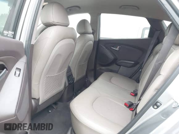 2014 Hyundai Tucson SE with VIN KM8JU3AG5EU797427, listed as a IAAI auction lot 42791661 with 83,738 mi miles and . Bid and sale history available at DreamBid. Image 8.