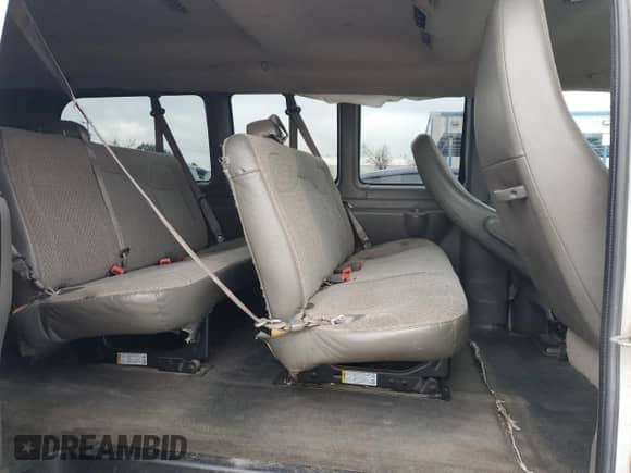 2013 Chevrolet Express Passenger 1LT with VIN 1GAZGYFG7D1130758, listed as a Copart auction lot 86925024 with 152,802 mi miles and Salvage title. Bid and sale history available at DreamBid. Image 11.
