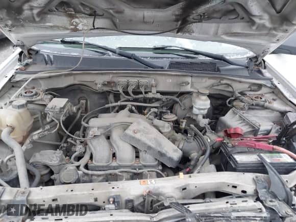 2008 Mercury Mariner with VIN 4M2CU91128KJ03668, listed as a IAAI auction lot 41213830 with 240,480 mi miles and . Bid and sale history available at DreamBid. Image 10.