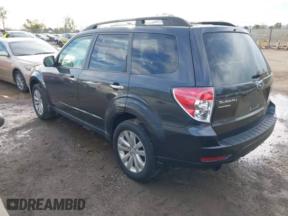 2013 Subaru Forester X Limited с VIN JF2SHAEC4DH407340, выставлен на аукционе IAAI как лот 43552581 с пробегом 125 546 миль миль и . История ставок и продаж доступна на DreamBid. Изображение 3.