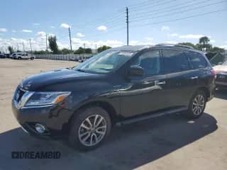 2015 Nissan Pathfinder SL with VIN 5N1AR2MN4FC639416, listed as a Copart auction lot 84953435 with 133,264 mi miles and Clean title. Bid and sale history available at DreamBid. Image 1.