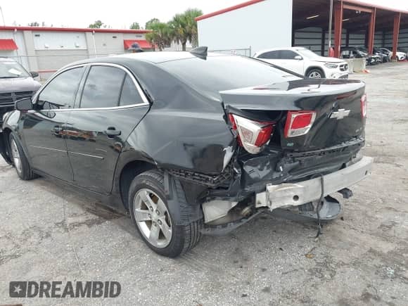 2015 Chevrolet Malibu LS с VIN 1G11B5SL7FF170907, выставлен на аукционе IAAI как лот 43259219 с пробегом 101 155 миль миль и . История ставок и продаж доступна на DreamBid. Изображение 18.