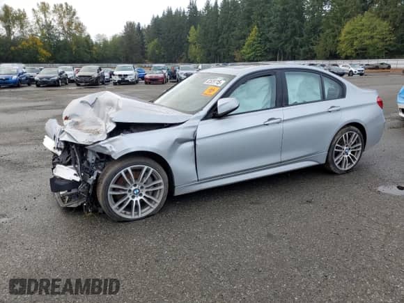 2016 BMW 3 Series 340i xDrive с VIN WBA8B7C57GK703832, выставлен на аукционе Copart как лот 82529115 с пробегом Не указан миль и Чистый • Clean title. История ставок и продаж доступна на DreamBid. Изображение 1.
