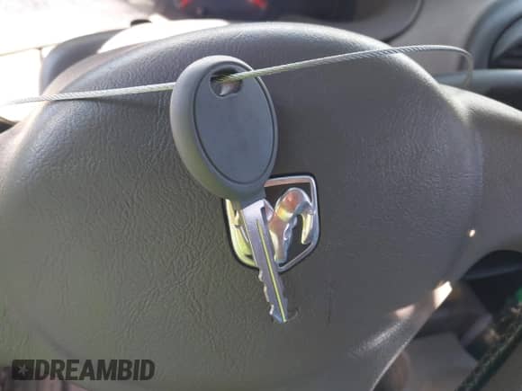 2003 Dodge Neon SE z VIN 1B3ES26C33D158585, wystawiony jako IAAI lot #41641809 z przebiegiem 252 789 mil mil oraz . Historia ofert i sprzedaży dostępna na DreamBid. Obrazek 11.