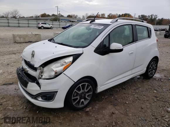 2015 Chevrolet Spark LT z VIN KL8CF6S98FC766780, wystawiony jako Copart lot #77687554 z przebiegiem 59 092 mil mil oraz Szkoda całkowita • Salvage title. Historia ofert i sprzedaży dostępna na DreamBid. Obrazek 1.
