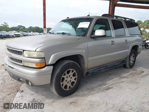 2004 Chevrolet Suburban LS z VIN 3GNFK16Z14G316015, wystawiony jako IAAI lot #43213272 z przebiegiem 106 147 mil mil oraz . Historia ofert i sprzedaży dostępna na DreamBid. Obrazek 2.