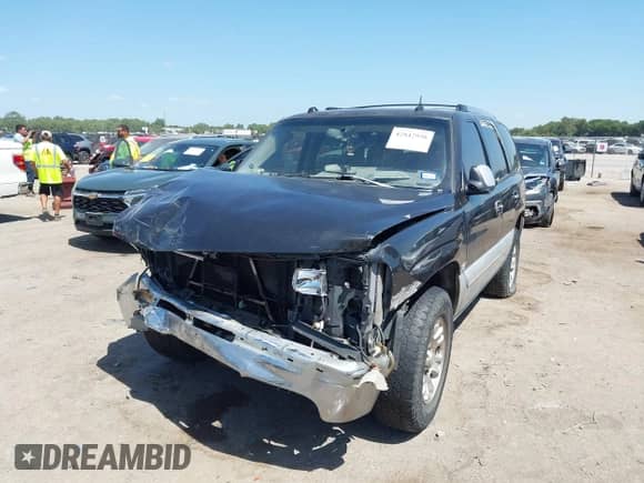 2004 Chevrolet Tahoe LS with VIN 1GNEC13Z24R111364, listed as a IAAI auction lot 42842938 with 337,985 mi miles and . Bid and sale history available at DreamBid. Image 17.
