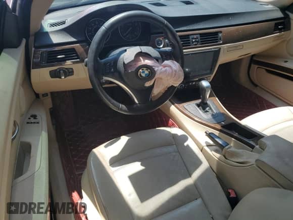 2010 BMW 3 Series 328i xDrive с VIN WBAWV5C51AP081628, выставлен на аукционе Copart как лот 62723085 с пробегом 132 630 миль миль и Списание • Salvage title. История ставок и продаж доступна на DreamBid. Изображение 8.