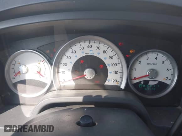 2006 Dodge Dakota SLT z VIN 1D7HW48NX6S645556, wystawiony jako IAAI lot #42597957 z przebiegiem 161 178 mil mil oraz . Historia ofert i sprzedaży dostępna na DreamBid. Obrazek 7.