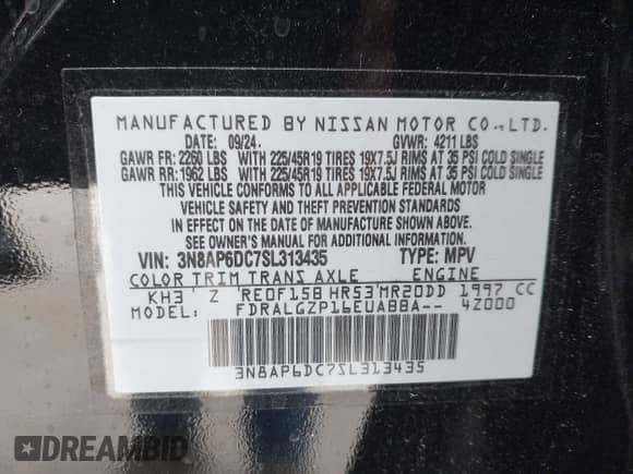 2025 Nissan Kicks SR with VIN 3N8AP6DC7SL313435, listed as a IAAI auction lot 42407033 with 8,257 mi miles and . Bid and sale history available at DreamBid. Image 9.