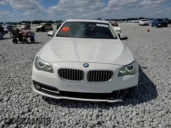 2015 BMW 5 Series 528i с VIN WBA5A5C5XFD517411, выставлен на аукционе Copart как лот 82532895 с пробегом 75 583 миль миль и Списание • Salvage title. История ставок и продаж доступна на DreamBid. Изображение 13.