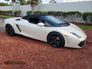 2012 Lamborghini Gallardo с VIN ZHWGU6BZ7CLA11933, выставлен на аукционе Copart как лот 74679154 с пробегом Не указан миль и Списание • Salvage title. История ставок и продаж доступна на DreamBid. Изображение 4.