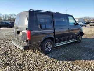 1994 Chevrolet Astro Cargo with VIN 1GBDM19Z6RB247302, listed as a Copart auction lot 43001285 with 108,889 mi miles and Salvage title. Bid and sale history available at DreamBid. Image 3.
