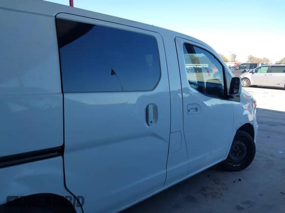2015 Chevrolet City Express Cargo LS с VIN 3N63M0YN2FK700523, выставлен на аукционе IAAI как лот 40985351 с пробегом 78 209 миль миль и . История ставок и продаж доступна на DreamBid. Изображение 13.