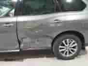 2015 Nissan Pathfinder Platinum with VIN 5N1AR2MM4FC601725, listed as a IAAI auction lot 43088222 with 171,351 mi miles and . Bid and sale history available at DreamBid. Image 6.