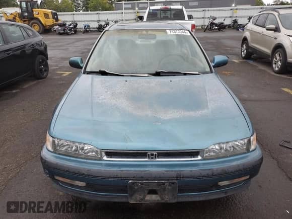 1990 Honda Accord EX z VIN JHMCB7569LC061894, wystawiony jako Copart lot #74372344 z przebiegiem 207 817 mil mil oraz Szkoda całkowita • Salvage title. Historia ofert i sprzedaży dostępna na DreamBid. Obrazek 5.