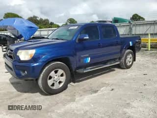 2015 Toyota Tacoma PreRunner z VIN 3TMJU4GN9FM179064, wystawiony jako Copart lot #85375825 z przebiegiem 117 765 mil mil oraz Szkoda całkowita • Salvage title. Historia ofert i sprzedaży dostępna na DreamBid. Obrazek 1.