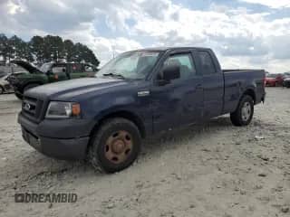 2006 Ford F-150 STX z VIN 1FTRX12W16NA60875, wystawiony jako Copart lot #81035035 z przebiegiem 269 017 mil mil oraz Szkoda całkowita • Salvage title. Historia ofert i sprzedaży dostępna na DreamBid. Obrazek 1.