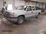 2005 Chevrolet Silverado 1500 Z71 с VIN 1GCEK19Z05Z230504, выставлен на аукционе IAAI как лот 42797321 с пробегом 226 733 миль миль и . История ставок и продаж доступна на DreamBid. Изображение 2.