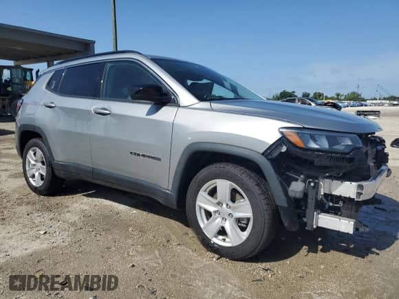 2022 Jeep Compass Altitude с VIN 3C4NJCBB7NT138096, выставлен на аукционе Copart как лот 69256885 с пробегом 48 681 миль миль и Списание • Salvage title. История ставок и продаж доступна на DreamBid. Изображение 4.