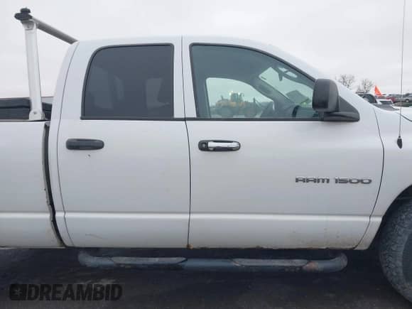 2007 Dodge 1500 ST z VIN 1D7HU18P57J590379, wystawiony jako IAAI lot #41753511 z przebiegiem 208 080 mil mil oraz . Historia ofert i sprzedaży dostępna na DreamBid. Obrazek 13.