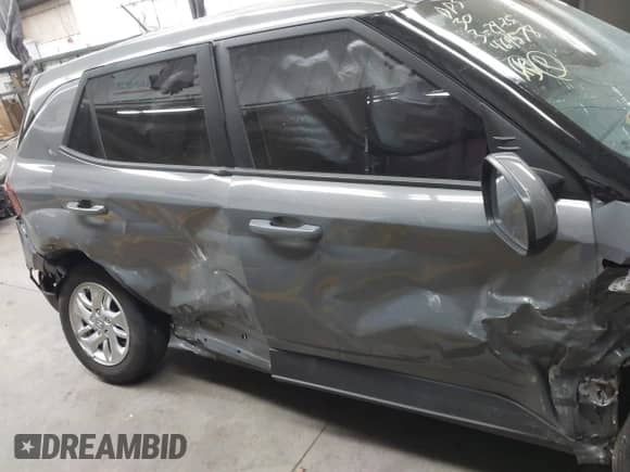 2023 Hyundai Venue SE с VIN KMHRB8A35PU210911, выставлен на аукционе IAAI как лот 41958534 с пробегом 35 241 миль миль и . История ставок и продаж доступна на DreamBid. Изображение 12.