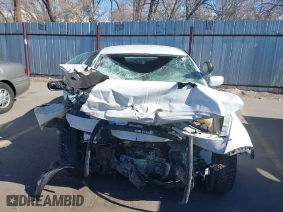 2020 Dodge Charger Police z VIN 2C3CDXKT1LH193670, wystawiony jako IAAI lot #41684703 z przebiegiem Nie podano mil oraz . Historia ofert i sprzedaży dostępna na DreamBid. Obrazek 6.