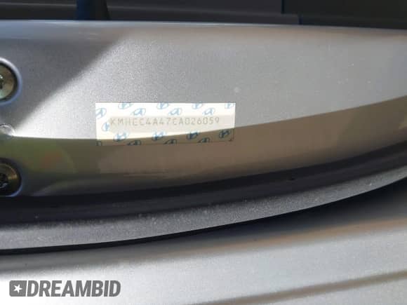 2012 Hyundai Sonata Hybrid z VIN KMHEC4A47CA026059, wystawiony jako IAAI lot #43347012 z przebiegiem 146 757 mil mil oraz . Historia ofert i sprzedaży dostępna na DreamBid. Obrazek 9.