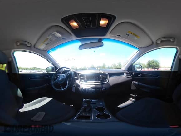 2018 Kia Sorento L with VIN 5XYPG4A37JG349307, listed as a IAAI auction lot 42717356 with 90,058 mi miles and . Bid and sale history available at DreamBid. Image 19.