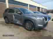 2024 Nissan Pathfinder SV with VIN 5N1DR3BA8RC268316, listed as a Copart auction lot 71683705 with 44,576 mi miles and Salvage title. Bid and sale history available at DreamBid. Image 4.