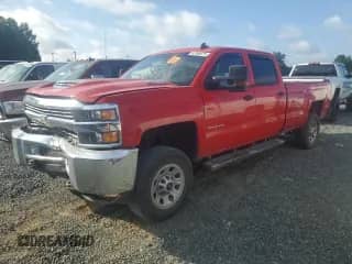 2017 Chevrolet Silverado 3500HD Work Truck z VIN 1GC4KYCY3HF198917, wystawiony jako Copart lot #62988875 z przebiegiem 284 350 mil mil oraz Szkoda całkowita • Salvage title. Historia ofert i sprzedaży dostępna na DreamBid. Obrazek 1.