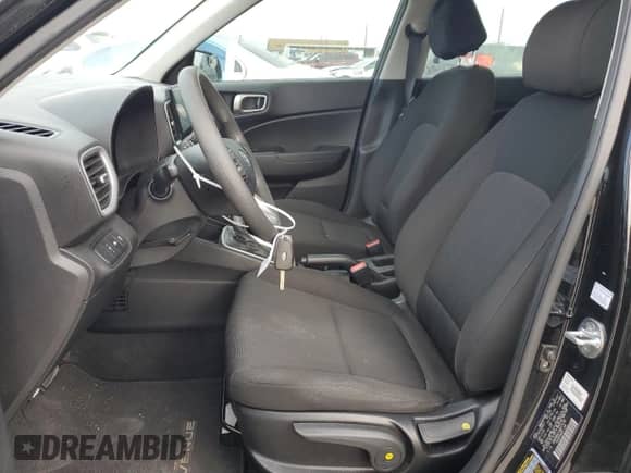 2021 Hyundai Venue SE с VIN KMHRB8A31MU075793, выставлен на аукционе Copart как лот 59797834 с пробегом 88 175 миль миль и Чистый • Clean title. История ставок и продаж доступна на DreamBid. Изображение 7.