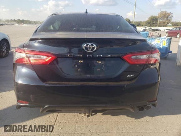 2019 Toyota Camry SE z VIN 4T1B11HK8KU693232, wystawiony jako Copart lot #85086995 z przebiegiem 82 014 mil mil oraz Szkoda całkowita • Salvage title. Historia ofert i sprzedaży dostępna na DreamBid. Obrazek 6.