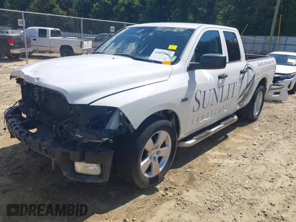 2012 Ram 1500 Express с VIN 1C6RD6FTXCS228300, выставлен на аукционе IAAI как лот 43093629 с пробегом 185 772 миль миль и . История ставок и продаж доступна на DreamBid. Изображение 2.