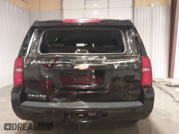 2017 Chevrolet Tahoe LT с VIN 1GNSKBKC6HR299126, выставлен на аукционе IAAI как лот 41300644 с пробегом 124 821 миль миль и . История ставок и продаж доступна на DreamBid. Изображение 16.