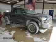 2025 Toyota Tacoma SR z VIN 3TMLB5JNXSM099313, wystawiony jako Copart lot #62008855 z przebiegiem 10 732 mil mil oraz Szkoda całkowita • Salvage title. Historia ofert i sprzedaży dostępna na DreamBid. Obrazek 4.