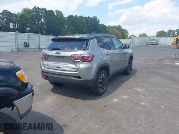 2020 Jeep Compass Trailhawk с VIN 3C4NJDDB1LT208188, выставлен на аукционе IAAI как лот 43148353 с пробегом 91 082 миль миль и . История ставок и продаж доступна на DreamBid. Изображение 4.