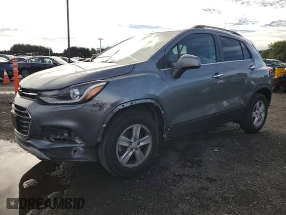 2020 Chevrolet Trax LT with VIN 3GNCJPSB0LL213661, listed as a Copart auction lot 81721985 with 123,501 mi miles and Salvage title. Bid and sale history available at DreamBid. Image 1.