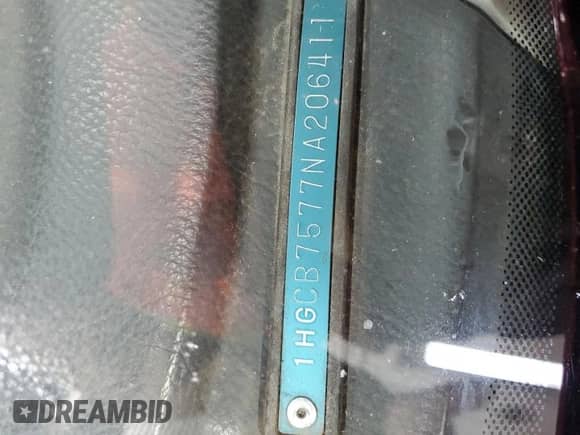 1992 Honda Accord с VIN 1HGCB7577NA206411, выставлен на аукционе Copart как лот 53690915 с пробегом 168 414 миль миль и Чистый • Clean title. История ставок и продаж доступна на DreamBid. Изображение 14.